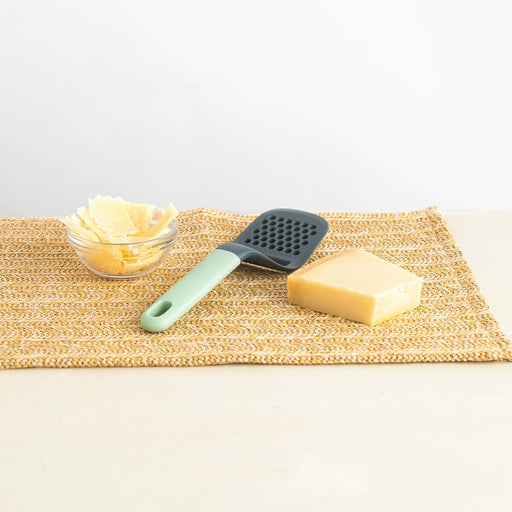 V5HB1DC14F450BD105C5054D5EF8C8373D3R5281991P2